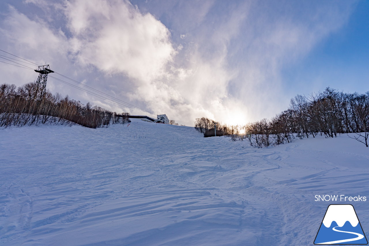 小樽天狗山スキー場｜積雪160cm！例年以上の積雪量でゲレンデはコンディションは最高です！ただいま『天狗山の雪あかり』も開催中(^_-)-☆